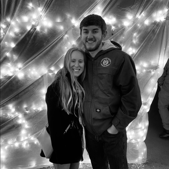 Meet your Posher, Maddisyn - Picture 1 of 1